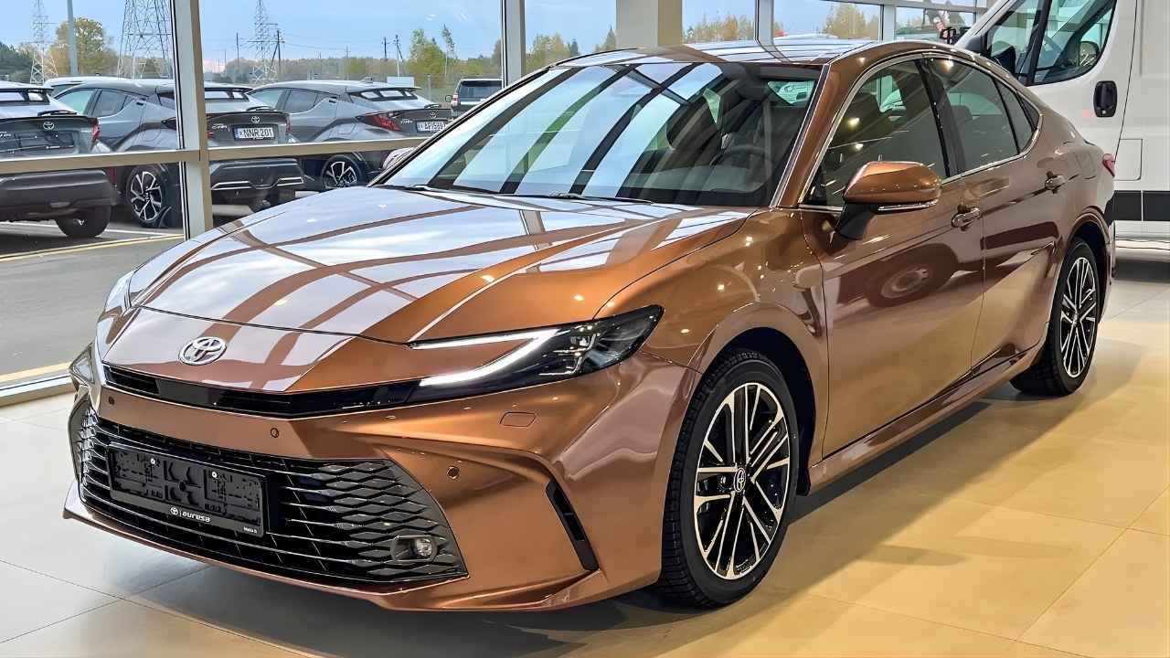 Toyota Camry 2026 al descubierto: rediseño elegante, tecnología inteligente y precios competitivos