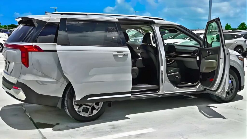 Kia Carnival 2026: Interior Premium, ADAS Inteligente y Potencia Híbrida Turbo para una Conducción Superior